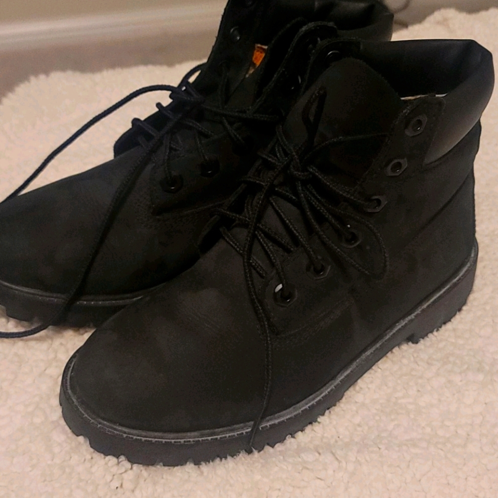 Black boots